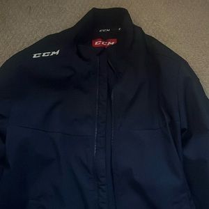 Men’s CCM Rink Jacket, size small, navy